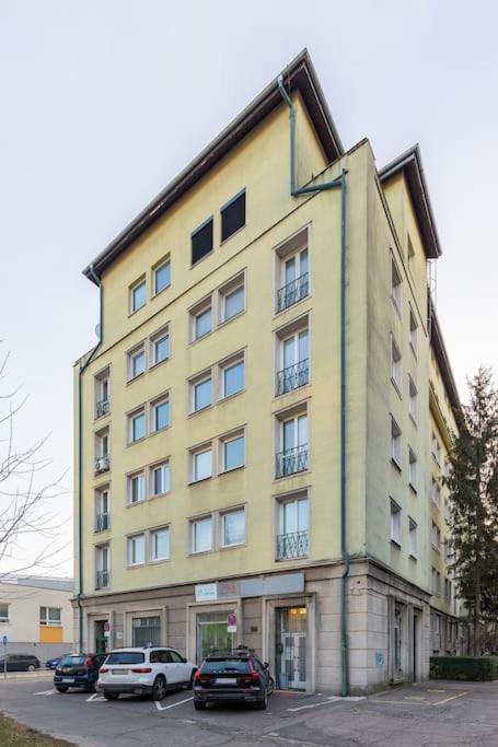 Bnb Slovakia Nivy Bliss Retreat Μπρατισλάβα Εξωτερικό φωτογραφία